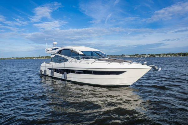 Galeon-560 Sky 2017-Nuckingfuts III Stuart-Florida-United States-Galeon 58 560 Sky Nuckingfuts Starboard-5837305