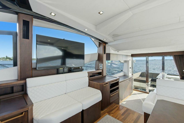 Galeon-560 Sky 2017-Nuckingfuts III Stuart-Florida-United States-Galeon 58 560 Sky Nuckingfuts Salon Seating-5837713
