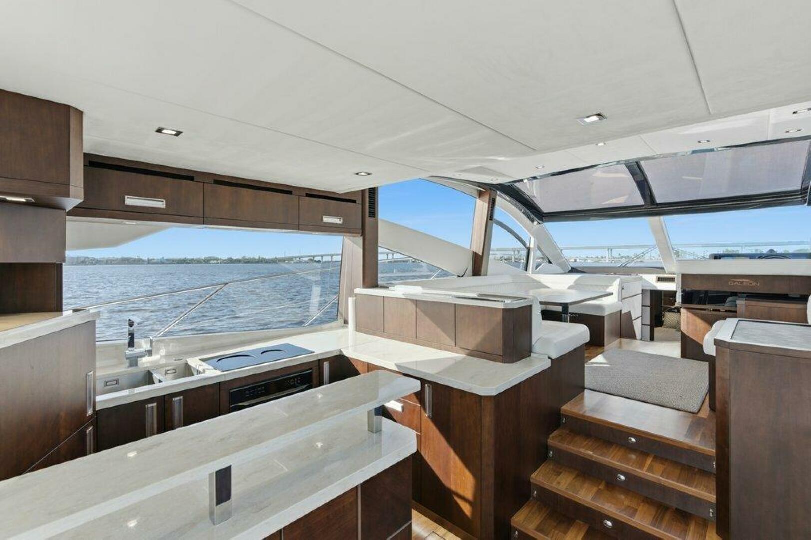Galeon-560 Sky 2017-Nuckingfuts III Stuart-Florida-United States-Galeon 58 560 Sky Nuckingfuts Salon/Galley-5837707 | Thumbnail