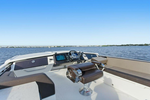 Galeon-560 Sky 2017-Nuckingfuts III Stuart-Florida-United States-Galeon 58 560 Sky Nuckingfuts Sky Bridge-5837738