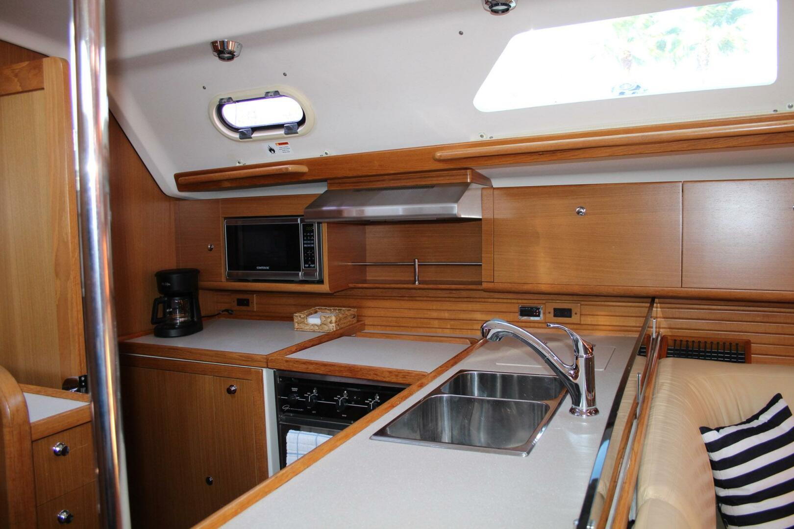 Catalina-445 2011-Hannah Fort Pierce-Florida-United States-5837153 | Thumbnail