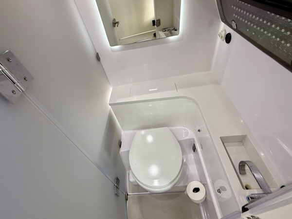 Axopar-37 Cross Cabin 2023-Boatox Norwalk-Connecticut-United States-5837297