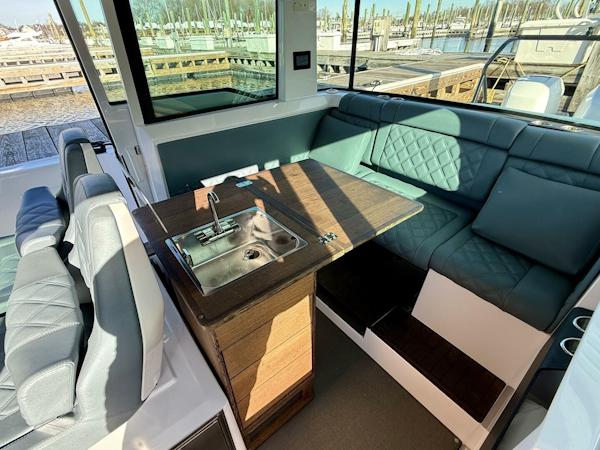 Axopar-37 Cross Cabin 2023-Boatox Norwalk-Connecticut-United States-5837278