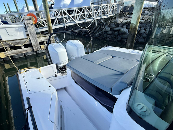 Axopar-37 Cross Cabin 2023-Boatox Norwalk-Connecticut-United States-5837271