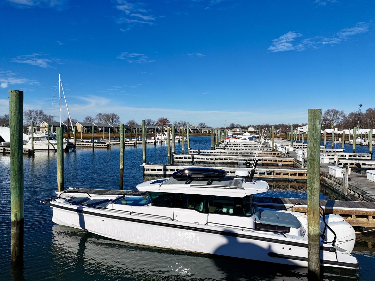 Axopar-37 Cross Cabin 2023-Boatox Norwalk-Connecticut-United States-5837259 | Thumbnail
