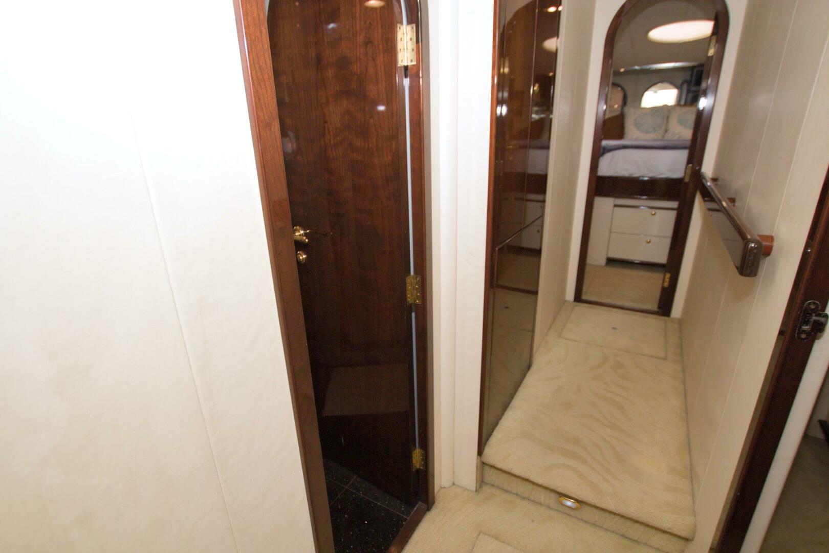 Neptunus-62 Flybridge 2005-Bliss Palmetto-Florida-United States-5838785 | Thumbnail