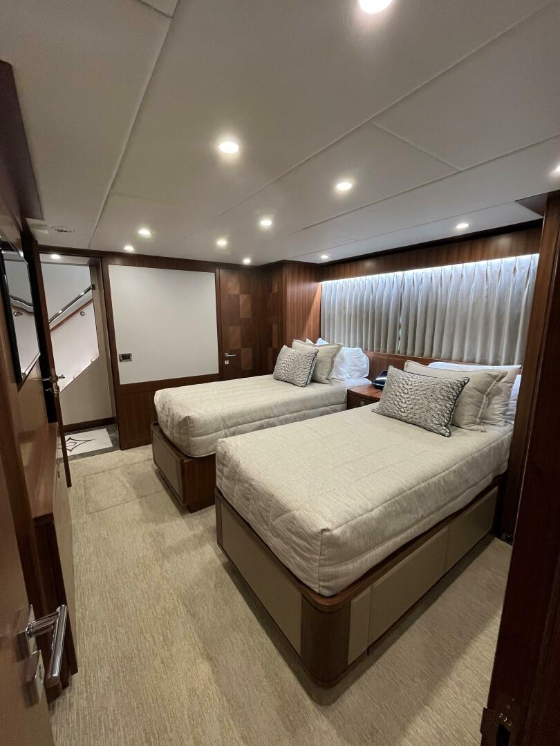 Hargrave-G120 Signature Series 2020-CongVoyage Fort Lauderdale-Florida-United States-5849047 | Thumbnail