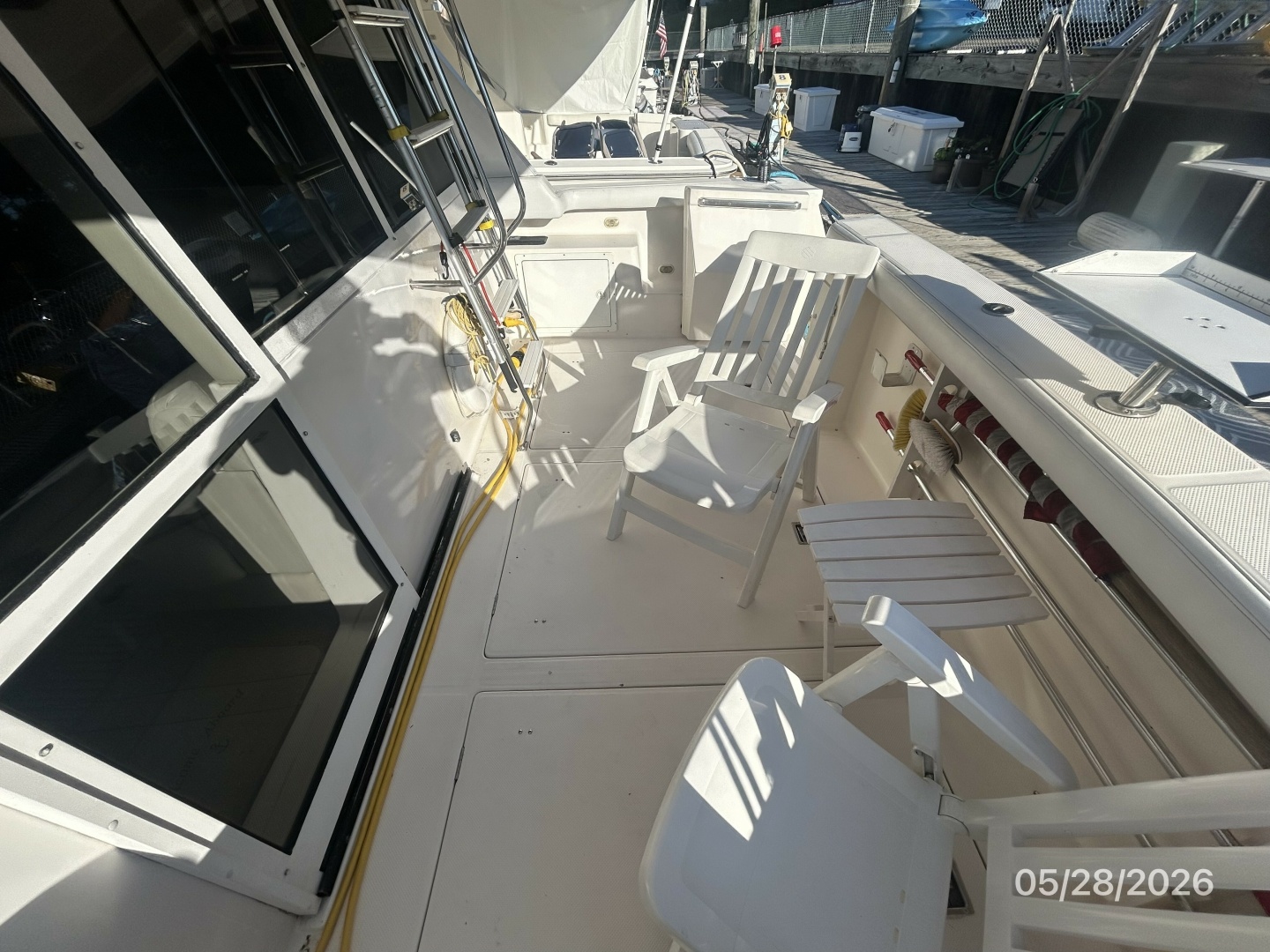Bayliner-4788 1998-Camelot Old Saybrook-Connecticut-United States-47 Bayliner aftdeck starboard-6300365 | Thumbnail