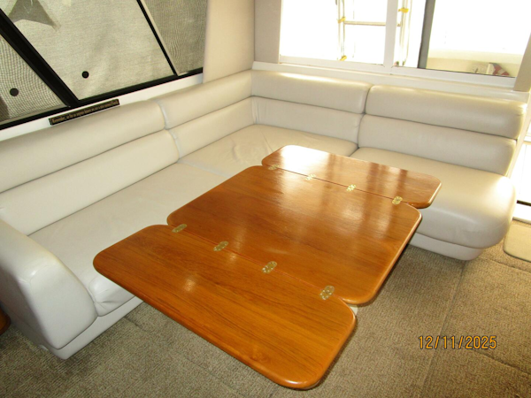 Bayliner-4788 1998-Camelot Old Saybrook-Connecticut-United States-47 Bayliner salon table-5852266