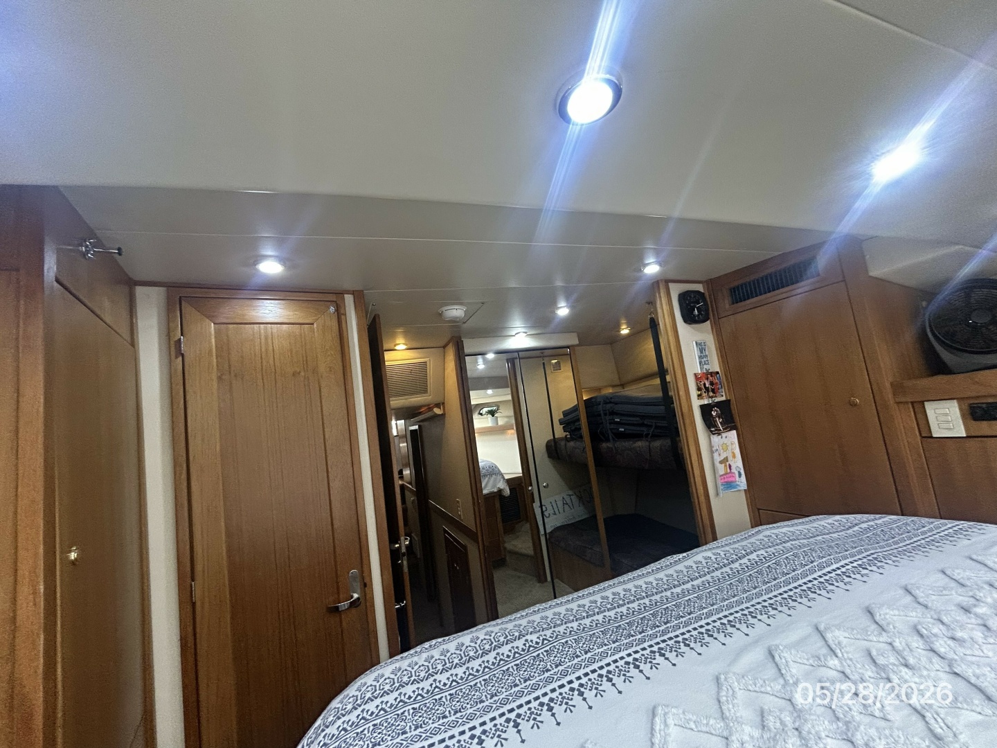 Bayliner-4788 1998-Camelot Old Saybrook-Connecticut-United States-47 Bayliner master stateroom aft-6300399 | Thumbnail