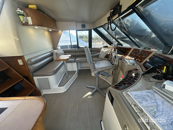 Bayliner-4788 1998-Camelot Old Saybrook-Connecticut-United States-47 Bayliner pilothouse port-6300418