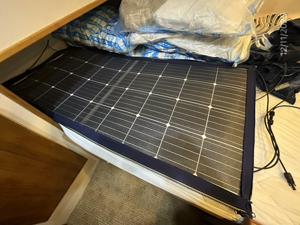 Bayliner-4788 1998-Camelot Old Saybrook-Connecticut-United States-47 Bayliner solar panels-5852267