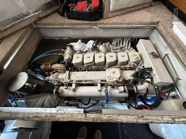 Bayliner-4788 1998-Camelot Old Saybrook-Connecticut-United States-47 Bayliner port main engine1-5852255