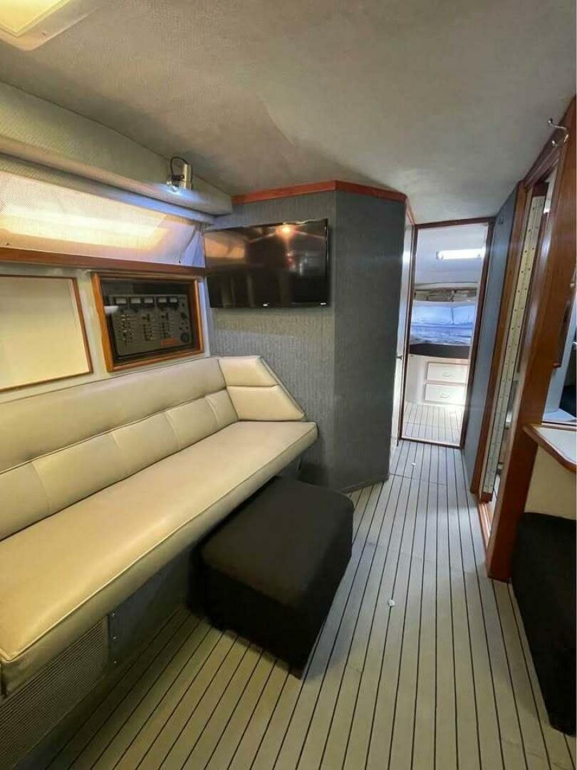 Sea Ray-390 Express Cruiser 1989-HAPA LOLO Honolulu-Hawaii-United States-5845359 | Thumbnail