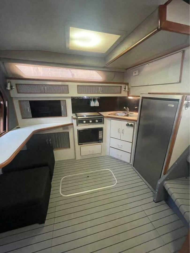 Sea Ray-390 Express Cruiser 1989-HAPA LOLO Honolulu-Hawaii-United States-5845361 | Thumbnail