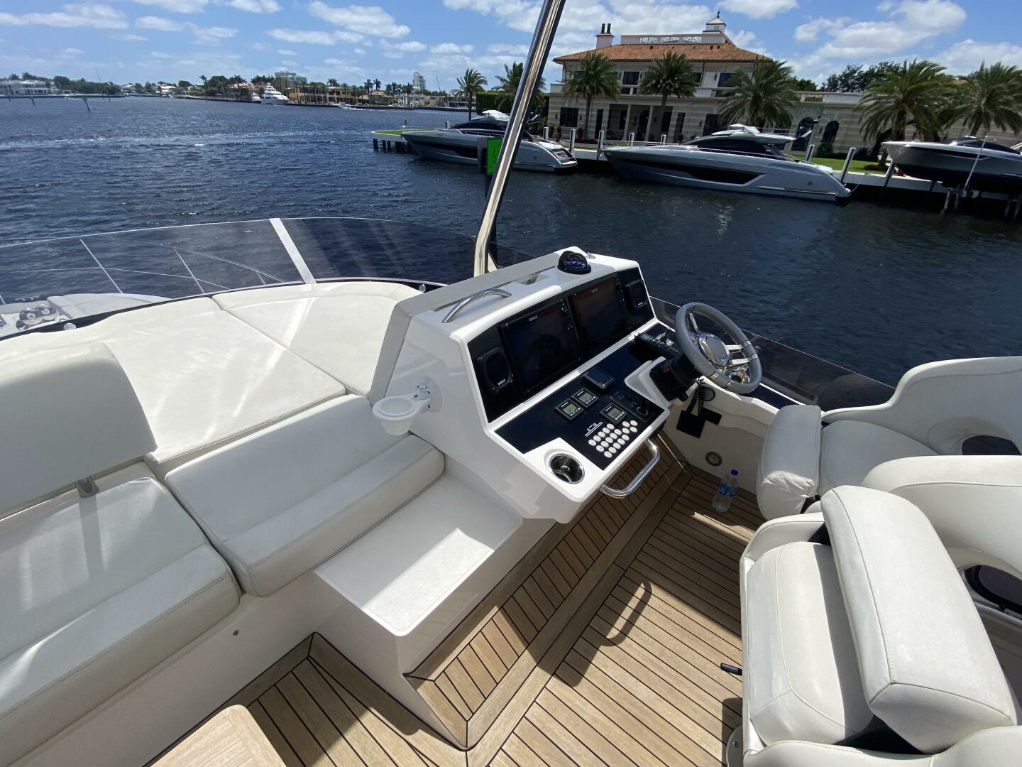 Sunseeker-52 Manhattan 2017 -Fort Lauderdale-Florida-United States-5846889 | Thumbnail
