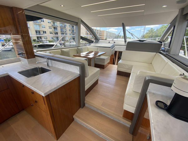 Sunseeker-52 Manhattan 2017 -Fort Lauderdale-Florida-United States-5846900