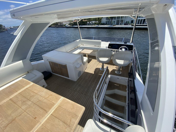 Sunseeker-52 Manhattan 2017 -Fort Lauderdale-Florida-United States-5846891