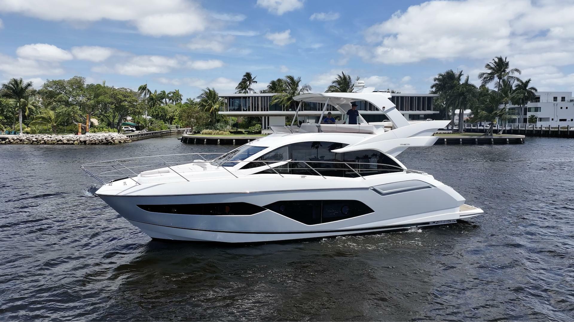 Sunseeker-52 Manhattan 2017 -Fort Lauderdale-Florida-United States-5846918 | Thumbnail