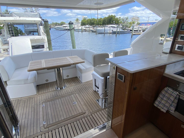 Sunseeker-52 Manhattan 2017 -Fort Lauderdale-Florida-United States-5846912