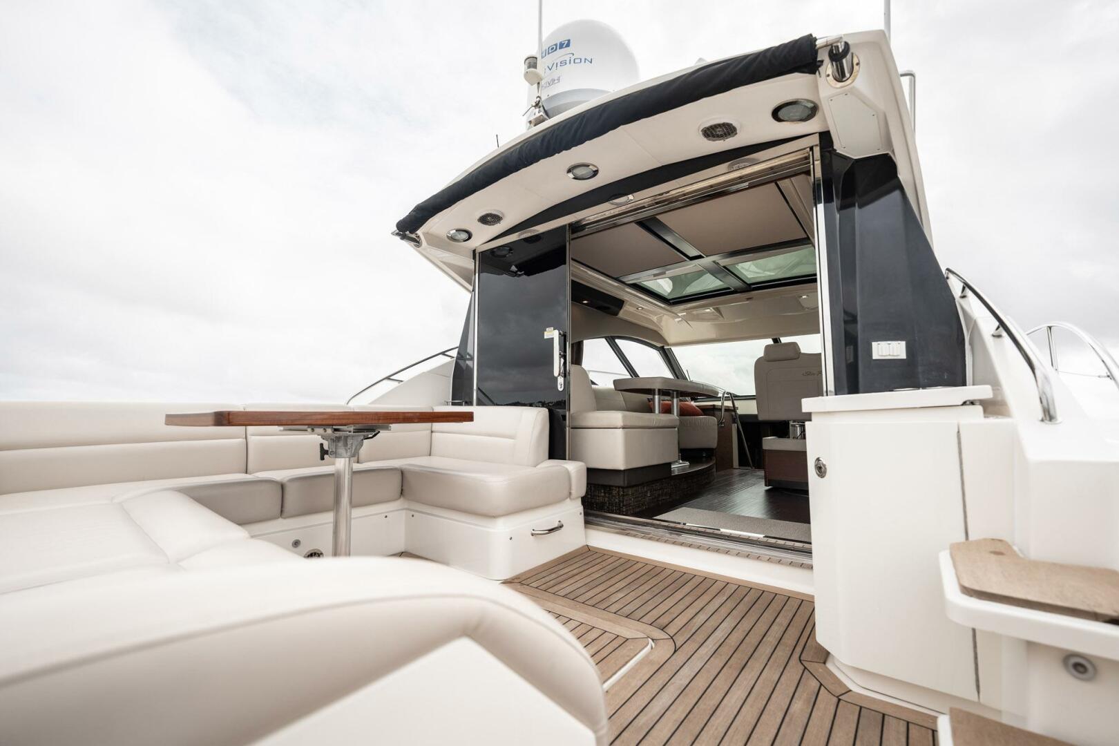 Sea Ray-510 Sundancer 2015-SOL E Mar IV Playa Flamingo-Costa Rica-5849442 | Thumbnail