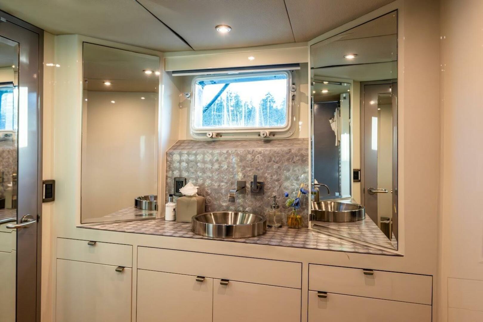 Cheoy Lee-92 1988-First Home Bainbridge Island-Washington-United States-5850241 | Thumbnail