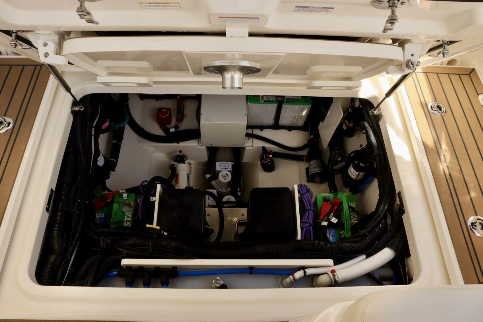 Boston Whaler-320 Vantage 2021 -Delray Beach-Florida-United States-5851250 | Thumbnail