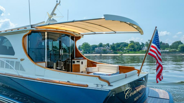 Hinckley-Talaria 48 2012-CONCERTO IN SEA Portsmouth-Rhode Island-United States-Retractable Awning-5853119