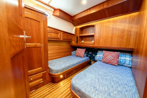 Hinckley-Talaria 48 2012-CONCERTO IN SEA Portsmouth-Rhode Island-United States-Guest Stateroom-5853111