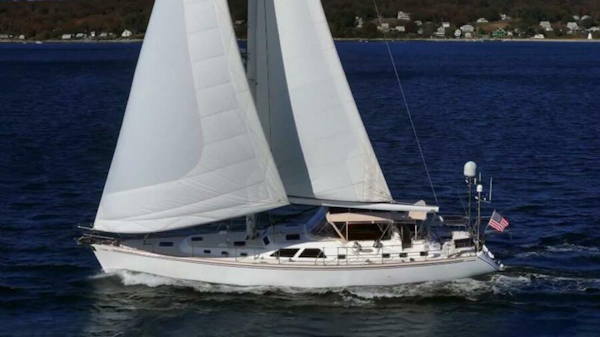Hylas-70 2011-TRIUMPH Portsmouth-Rhode Island-United States-TRIUMPH-5853307