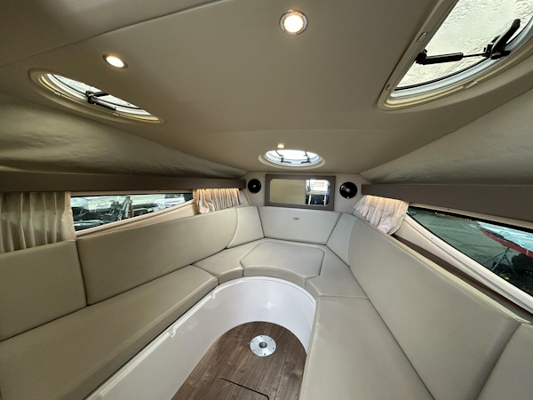 Regal-28 Express 2017 -Norwalk-Connecticut-United States-5854287