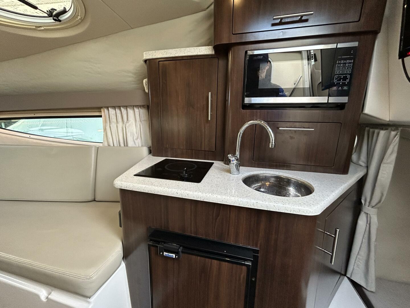 Regal-28 Express 2017 -Norwalk-Connecticut-United States-5854288 | Thumbnail