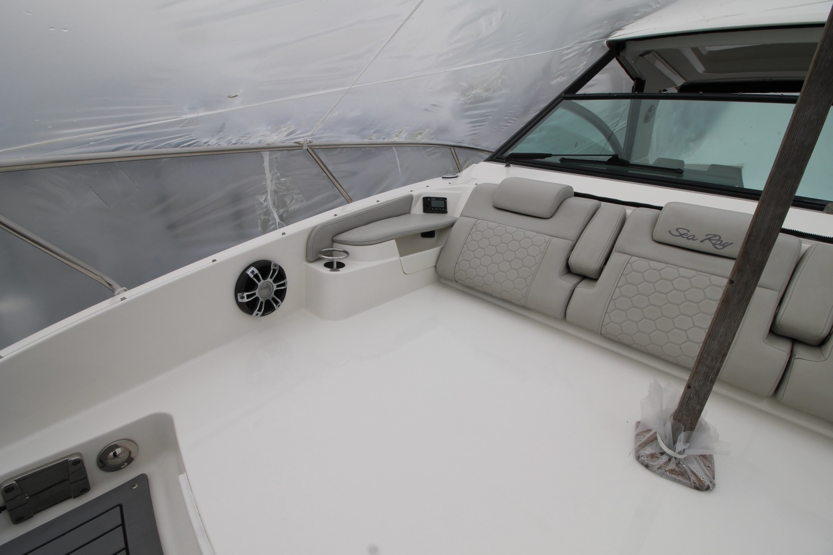 Sea Ray-Sundancer 320 2020 -Brick-New Jersey-United States-6007100 | Thumbnail