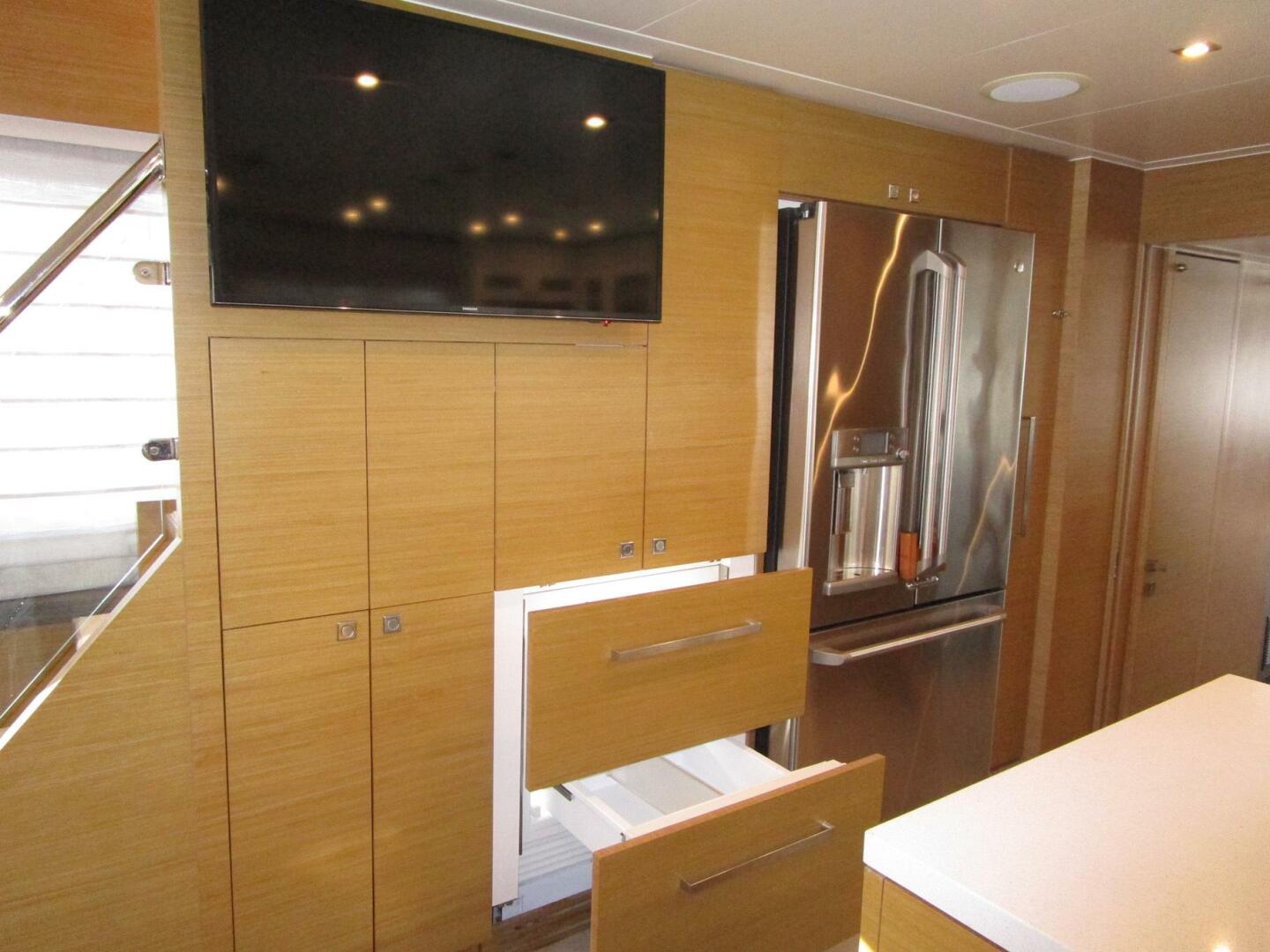 Hargrave-FB with Hardtop 2016-SEASEID Fort Lauderdale-Florida-United States-Starboard Galley Refrigeration-5861717 | Thumbnail