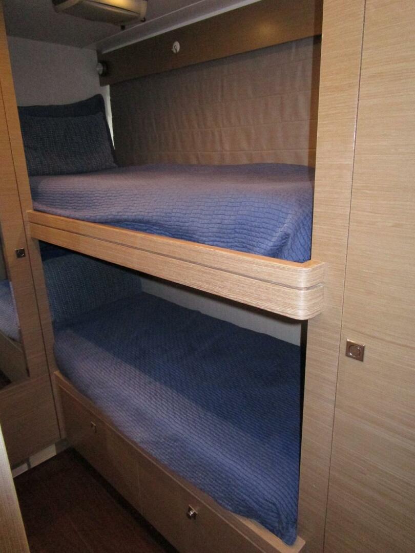 Hargrave-FB with Hardtop 2016-SEASEID Fort Lauderdale-Florida-United States-Crew Cabin-5861772 | Thumbnail