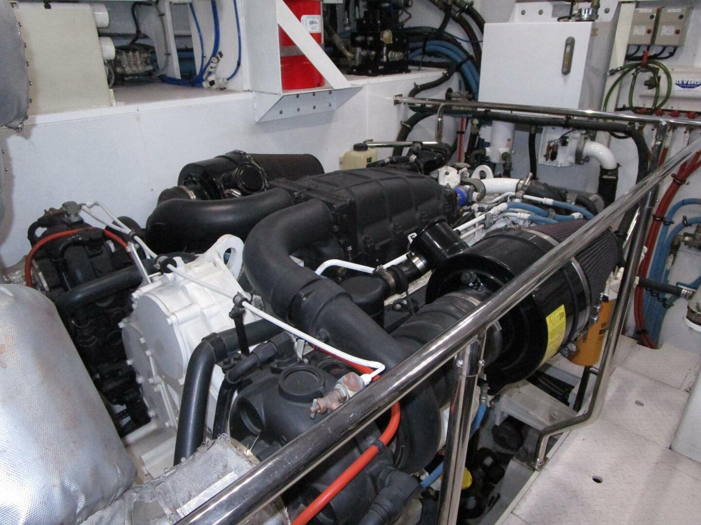 Hargrave-FB with Hardtop 2016-SEASEID Fort Lauderdale-Florida-United States-Port Engine-5861778 | Thumbnail