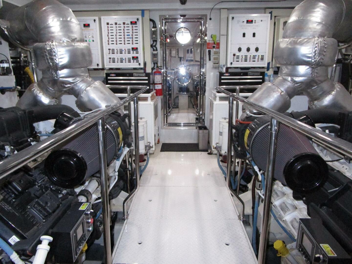 Hargrave-FB with Hardtop 2016-SEASEID Fort Lauderdale-Florida-United States-Engine Room Looking Aft-5861775 | Thumbnail