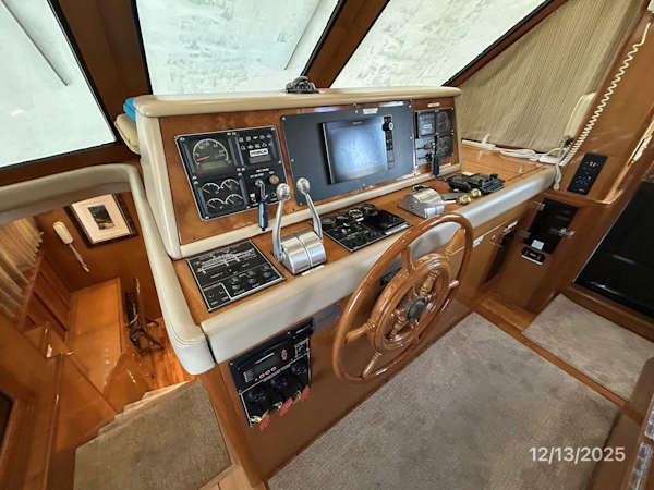 Jefferson-Marquessa 2000-Perfect Fit Houma-Louisiana-United States-60 Jefferson pilothouse helm2-5856666