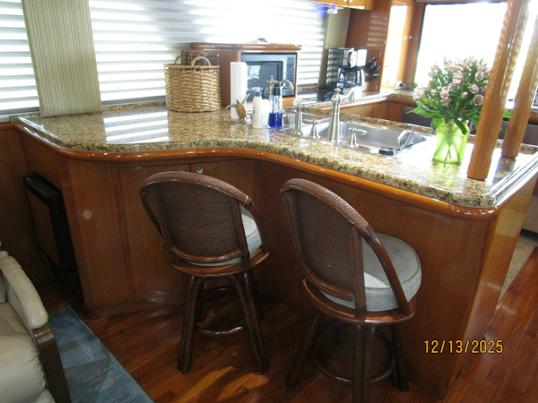 Jefferson-Marquessa 2000-Perfect Fit Houma-Louisiana-United States-60 Jefferson salon-galley counter-seating-5856690