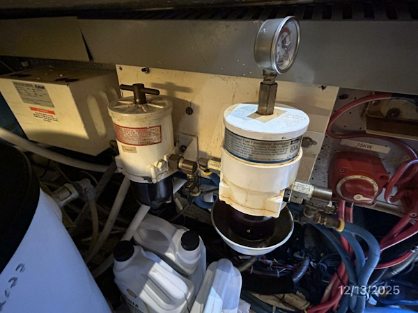 Jefferson-Marquessa 2000-Perfect Fit Houma-Louisiana-United States-60 Jefferson generator room Racor fuel filters-5856632