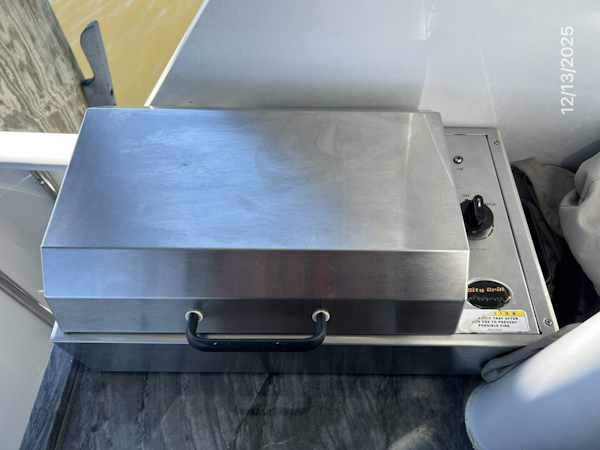 Jefferson-Marquessa 2000-Perfect Fit Houma-Louisiana-United States-60 Jefferson aftdeck BBQ grill-5856585