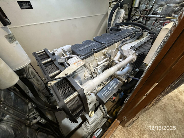 Jefferson-Marquessa 2000-Perfect Fit Houma-Louisiana-United States-60 Jefferson starboard main engine-5856700