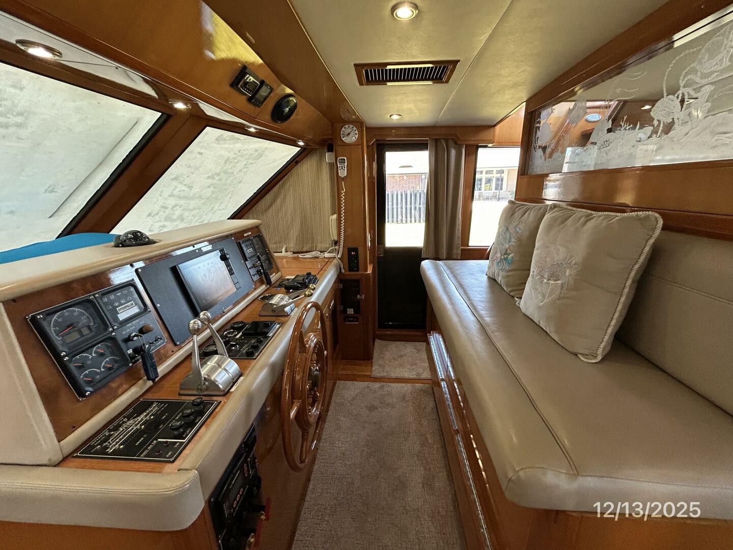 Jefferson-Marquessa 2000-Perfect Fit Houma-Louisiana-United States-60 Jefferson pilothouse starboard-5856668 | Thumbnail