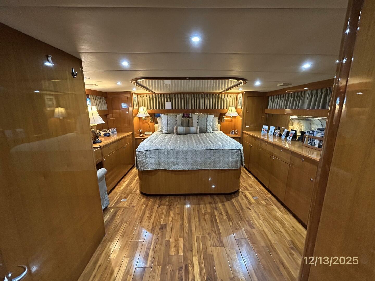 Jefferson-Marquessa 2000-Perfect Fit Houma-Louisiana-United States-60 Jefferson master stateroom-5856644 | Thumbnail