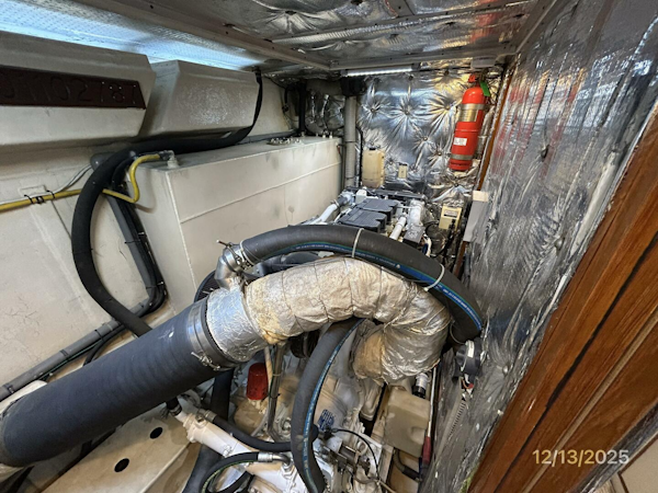 Jefferson-Marquessa 2000-Perfect Fit Houma-Louisiana-United States-60 Jefferson port engine room forward-5856671