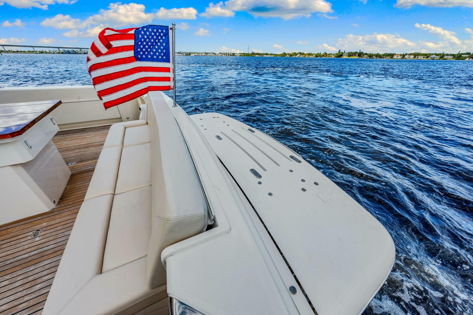 Riviera-565 SUV 2015-Escape Pod Stuart -Florida-United States-5856814 | Thumbnail