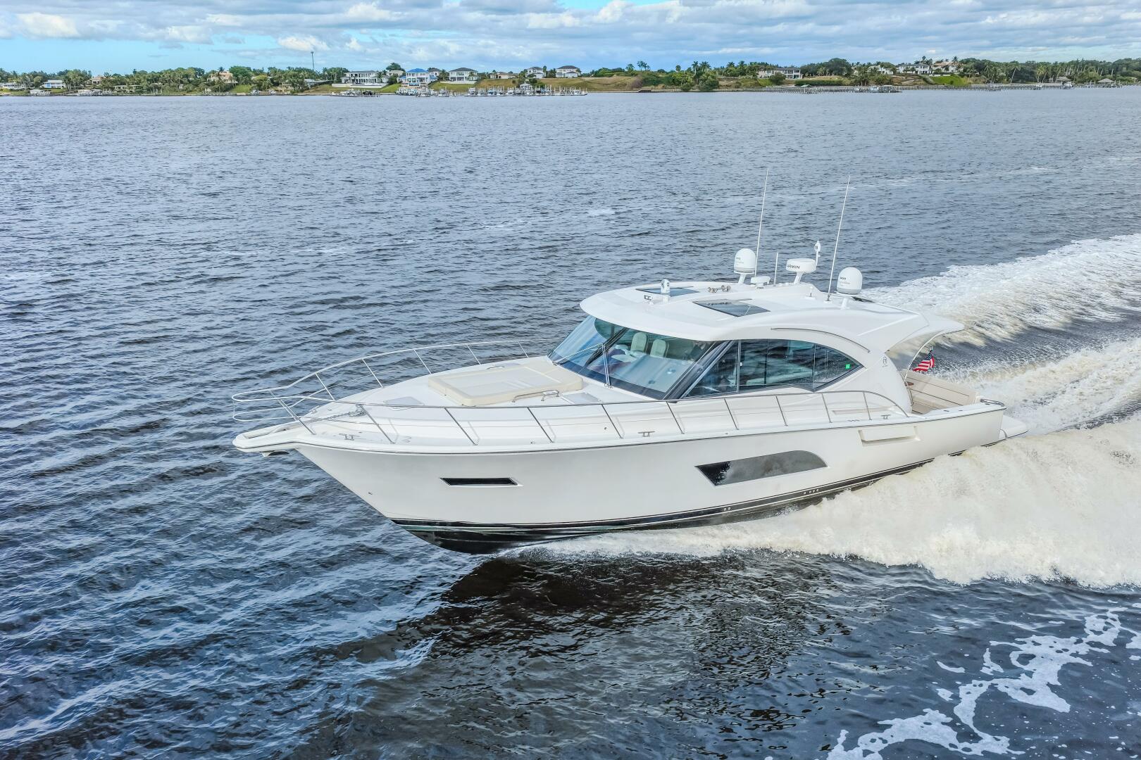 Riviera-565 SUV 2015-Escape Pod Stuart -Florida-United States-5856791 | Thumbnail
