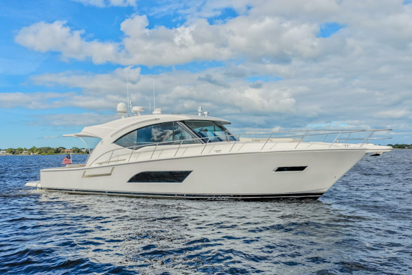 Riviera-565 SUV 2015-Escape Pod Stuart -Florida-United States-5856758