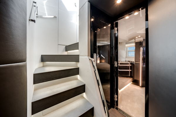 Azimut-S7 2022 -Pompano Beach-Florida-United States-5857225