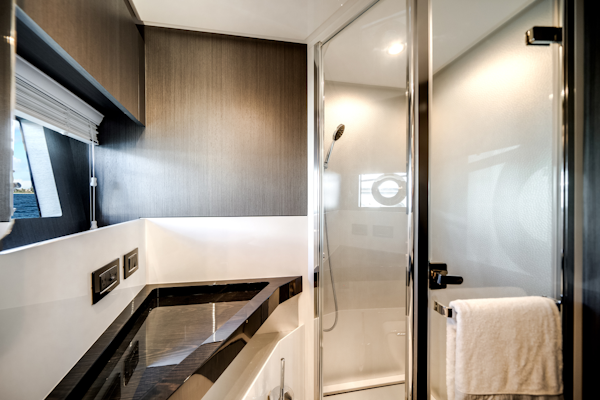 Azimut-S7 2022 -Pompano Beach-Florida-United States-5857219